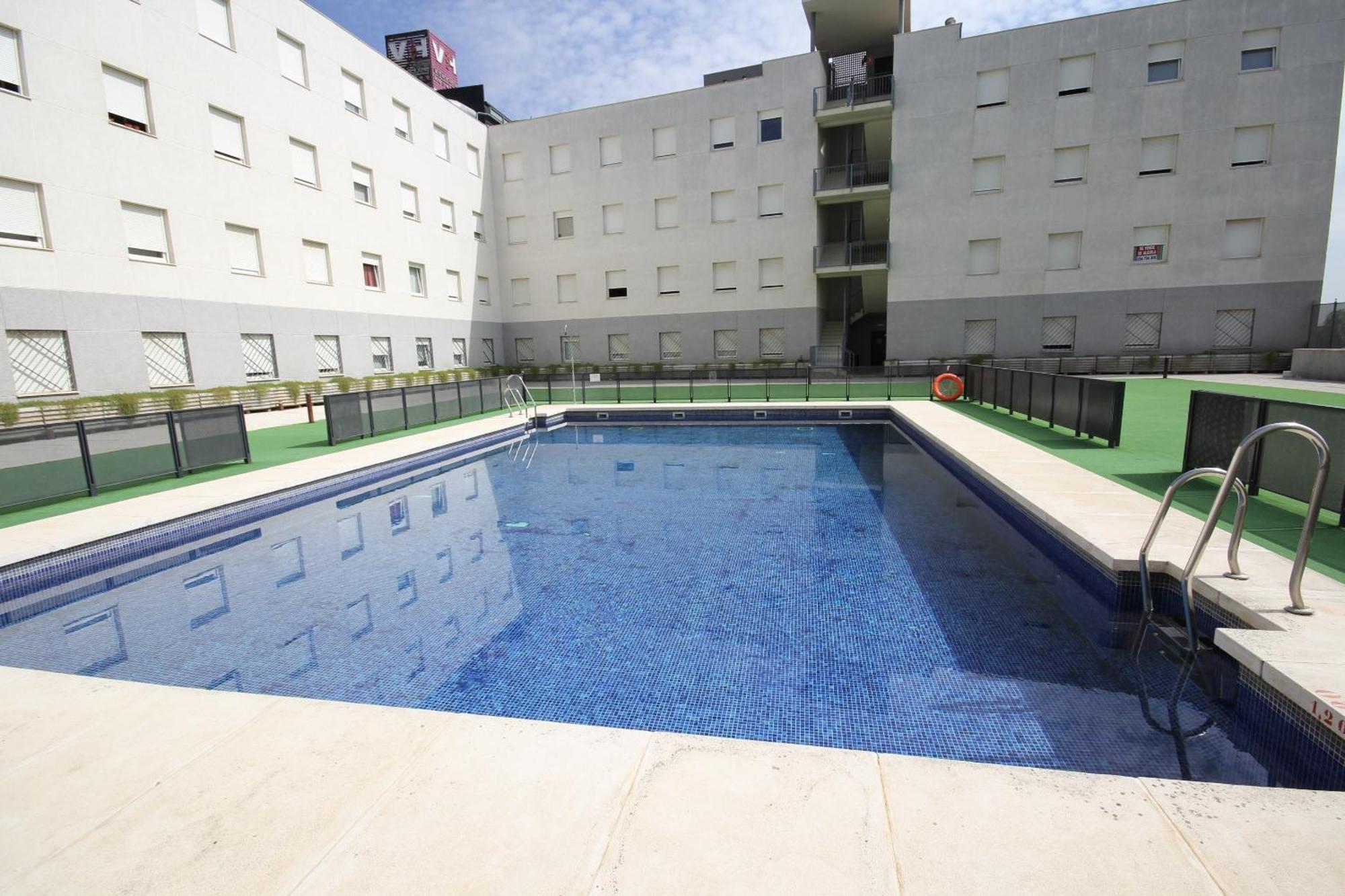 Apartamentos Vertice Sevilla Aljarafe Bormujos Ngoại thất bức ảnh